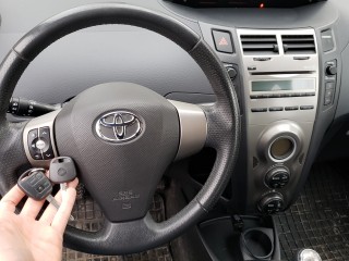 Dorobienie zapasowego klucza Toyota Yaris 2009