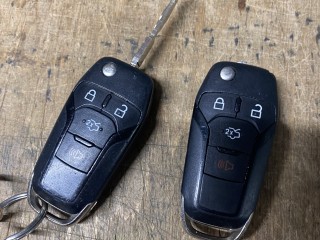 Obudowy kluczy Ford